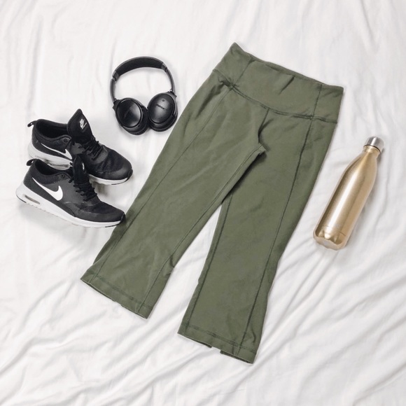 Lululemon Notched Crop Legging - Picture 2 of 5